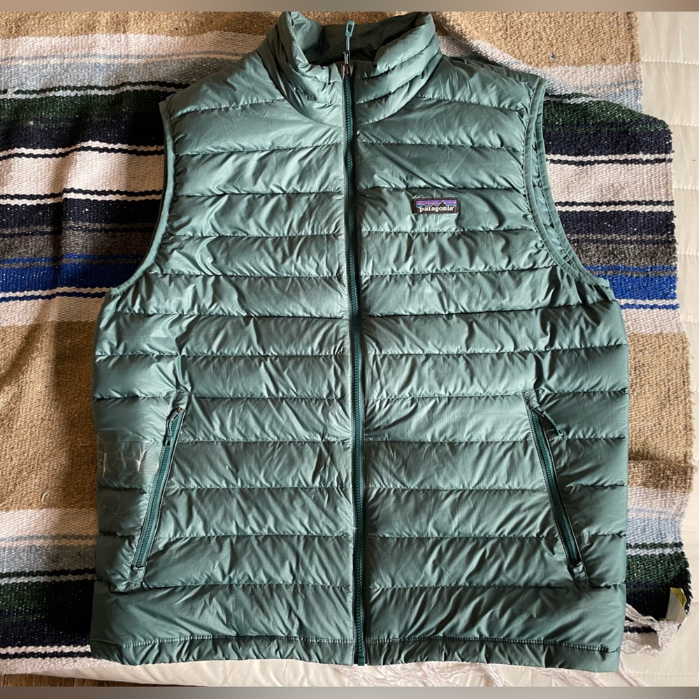 Patagonia Down Sweater Vest wornwear repaired down men’s L teal